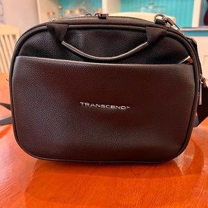 EUC Myabetic Crossbody